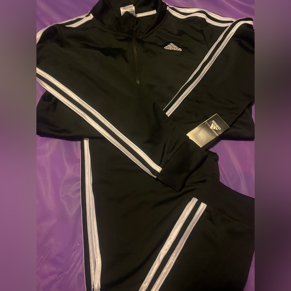NWT Boys Adidas Caviar Black Tracksuit